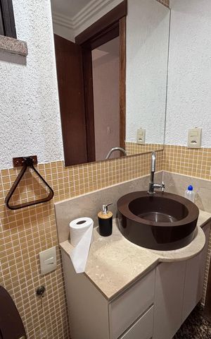 Apartamento para alugar com 185m², 4 quartos e 4 vagas Apartamento para alugar com 185m², 4 quartos e 4 vagasLavabo