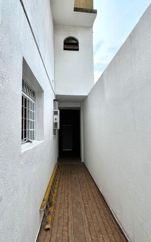 Casa para alugar com 161m², 4 quartos e 2 vagas Casa para alugar com 161m², 4 quartos e 2 vagasÁrea Externa