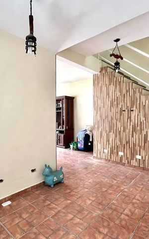Casa para alugar com 161m², 4 quartos e 2 vagas Casa para alugar com 161m², 4 quartos e 2 vagasSala