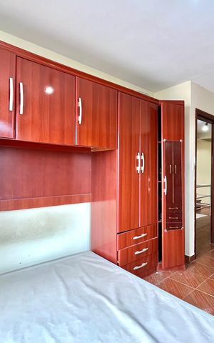 Casa para alugar com 161m², 4 quartos e 2 vagas Casa para alugar com 161m², 4 quartos e 2 vagasSuite