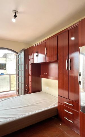 Casa para alugar com 161m², 4 quartos e 2 vagas Casa para alugar com 161m², 4 quartos e 2 vagasSuite