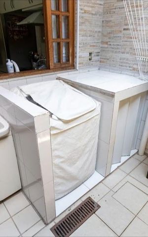 Casa à venda com 118m², 2 quartos e 2 vagas Casa à venda com 118m², 2 quartos e 2 vagasÁrea de Serviço
