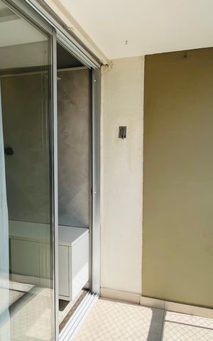 Apartamento para alugar com 96m², 2 quartos e 1 vagaVaranda
