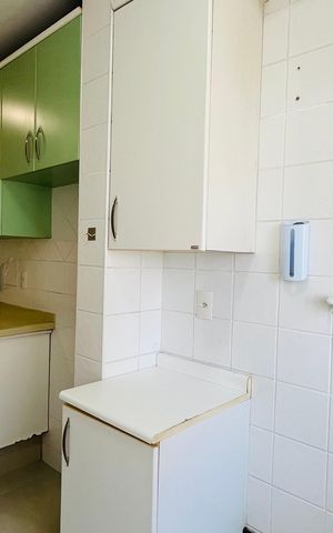 Apartamento para alugar com 96m², 2 quartos e 1 vagaÁrea de serviço