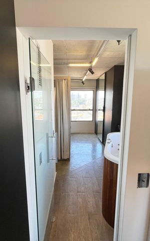 Apartamento à venda com 70m², 1 quarto e 1 vaga Apartamento à venda com 70m², 1 quarto e 1 vagaCozinha e Área de Serviço