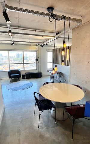 Apartamento à venda com 70m², 1 quarto e 1 vaga Apartamento à venda com 70m², 1 quarto e 1 vagaSala