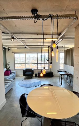 Apartamento à venda com 70m², 1 quarto e 1 vaga Apartamento à venda com 70m², 1 quarto e 1 vagaSala