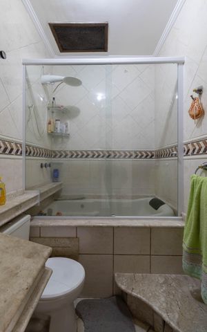 Casa para alugar com 274m², 3 quartos e 4 vagas Casa para alugar com 274m², 3 quartos e 4 vagasBanheiro Suíte
