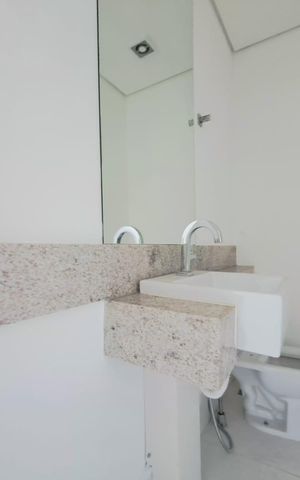Apartamento à venda com 75m², 2 quartos e 2 vagas Apartamento à venda com 75m², 2 quartos e 2 vagasLavabo