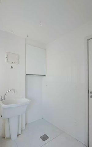 Apartamento à venda com 75m², 2 quartos e 2 vagas Apartamento à venda com 75m², 2 quartos e 2 vagasÁrea de Serviço