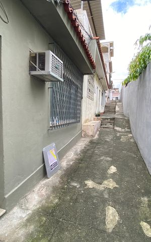 Casa para alugar com 55m², 2 quartos e sem vaga Casa para alugar com 55m², 2 quartos e sem vagaFachada
