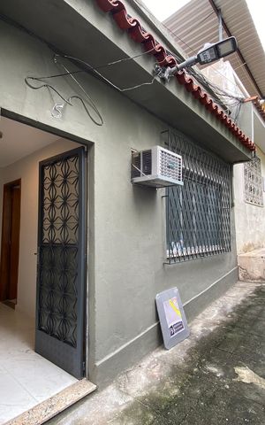 Casa para alugar com 55m², 2 quartos e sem vaga Casa para alugar com 55m², 2 quartos e sem vagaFachada