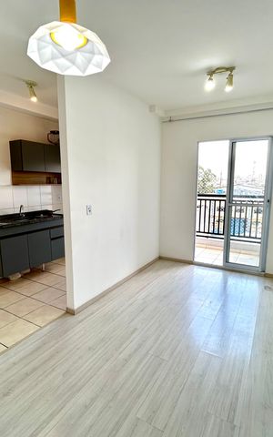 Apartamento à venda com 47m², 2 quartos e sem vaga Apartamento à venda com 47m², 2 quartos e sem vagaSala
