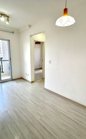 Apartamento à venda com 47m², 2 quartos e sem vaga Apartamento à venda com 47m², 2 quartos e sem vagaSala