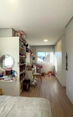 Casa à venda com 183m², 3 quartos e 2 vagas Casa à venda com 183m², 3 quartos e 2 vagasSuíte