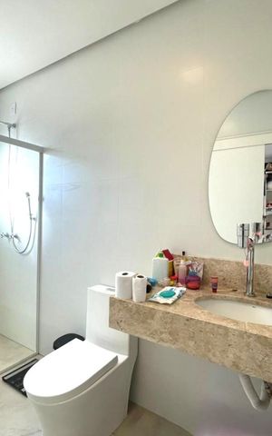 Casa à venda com 183m², 3 quartos e 2 vagas Casa à venda com 183m², 3 quartos e 2 vagasBanheiro da Suíte