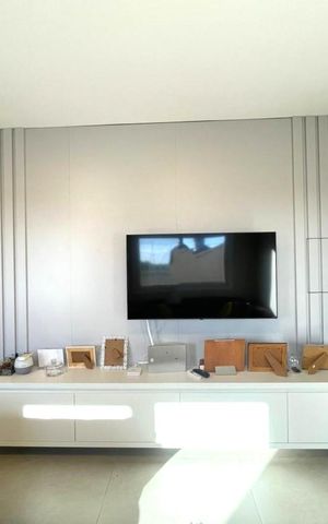 Casa à venda com 183m², 3 quartos e 2 vagas Casa à venda com 183m², 3 quartos e 2 vagasSala