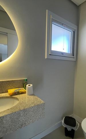 Casa à venda com 183m², 3 quartos e 2 vagas Casa à venda com 183m², 3 quartos e 2 vagasLavabo