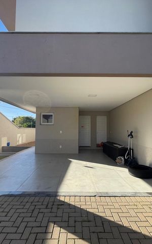 Casa à venda com 183m², 3 quartos e 2 vagas Casa à venda com 183m², 3 quartos e 2 vagasÁrea comum