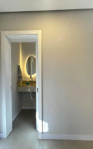 Casa à venda com 183m², 3 quartos e 2 vagas Casa à venda com 183m², 3 quartos e 2 vagasBanheiro social