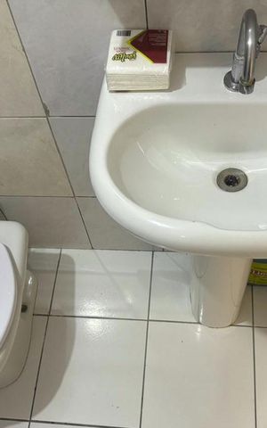 Casa à venda com 380m², 1 quarto e sem vagaBanheiro 