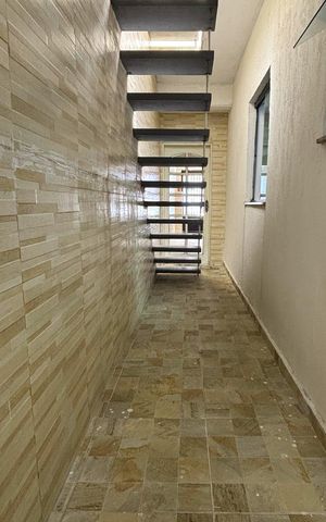 Casa à venda com 380m², 1 quarto e sem vagaÁrea de Serviço