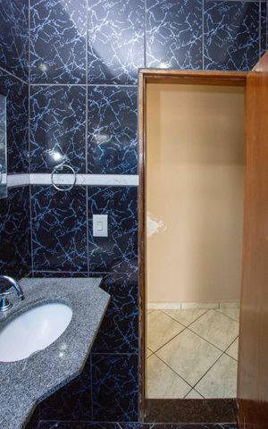 Casa à venda com 125m², 3 quartos e 1 vagaCasa 2 - Banheiro Social 