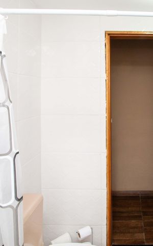 Casa à venda com 125m², 3 quartos e 1 vagaCasa 1 - Banheiro social
