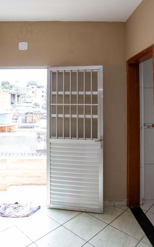 Casa à venda com 125m², 3 quartos e 1 vagaCasa 2 - Área de serviço
