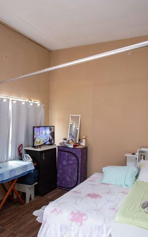 Casa à venda com 125m², 3 quartos e 1 vagaCasa 1 - Quarto