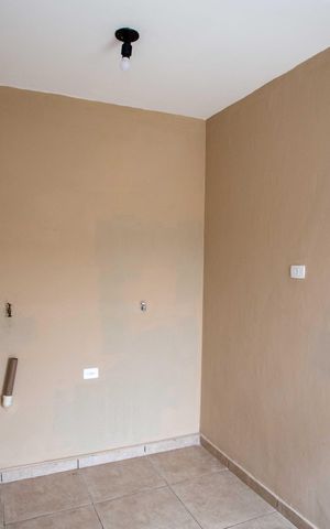 Casa à venda com 125m², 3 quartos e 1 vagaCasa 2 - Área de serviço