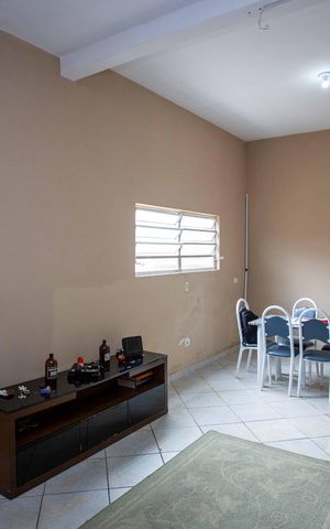 Casa à venda com 125m², 3 quartos e 1 vagaCasa 1 - Sala