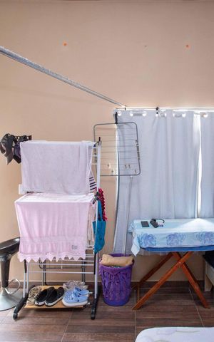 Casa à venda com 125m², 3 quartos e 1 vagaCasa 1 - Quarto