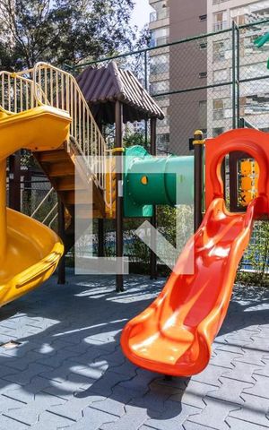 Apartamento à venda com 138m², 3 quartos e 2 vagasÁrea comum - Playground