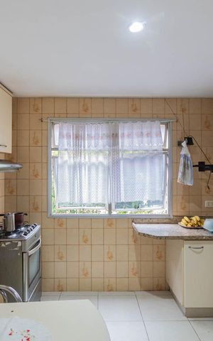 Apartamento à venda com 135m², 3 quartos e 2 vagasCozinha