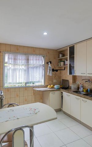 Apartamento à venda com 135m², 3 quartos e 2 vagasCozinha