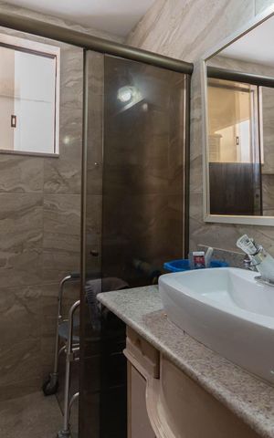 Apartamento à venda com 135m², 3 quartos e 2 vagasBanheiro da Suíte