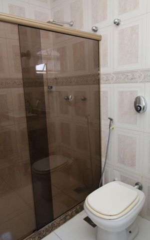 Casa à venda com 500m², 5 quartos e 2 vagasBanheiro da Suíte 3
