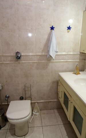 Casa à venda com 500m², 5 quartos e 2 vagasBanheiro da Suíte 2