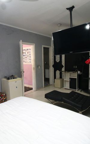 Casa à venda com 500m², 5 quartos e 2 vagasQuarto 2 - Suíte