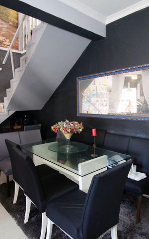 Casa à venda com 500m², 5 quartos e 2 vagasSala
