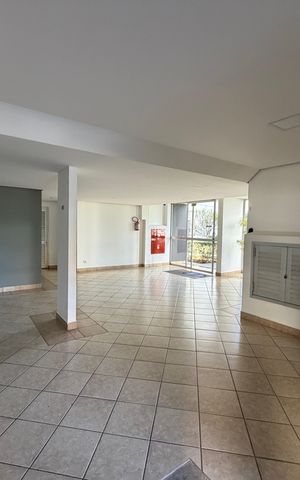 Apartamento para alugar com 76m², 3 quartos e 1 vagaÁrea comum