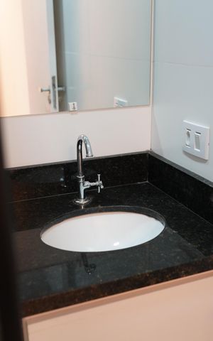 Apartamento para alugar com 56m², 2 quartos e sem vagaBanheiro