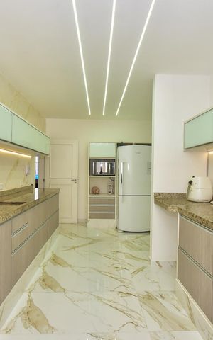 Apartamento para alugar com 200m², 4 quartos e 3 vagasCozinha
