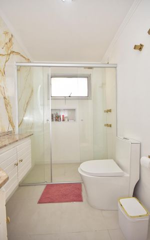 Apartamento para alugar com 200m², 4 quartos e 3 vagasBanheiro Suíte 1