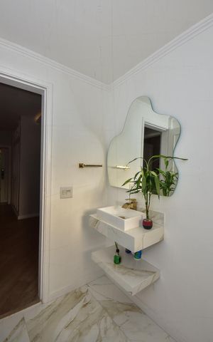 Apartamento para alugar com 200m², 4 quartos e 3 vagasBanheiro