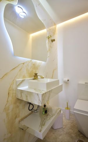 Apartamento para alugar com 200m², 4 quartos e 3 vagasLavabo