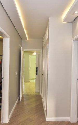 Apartamento para alugar com 200m², 4 quartos e 3 vagasCorredor