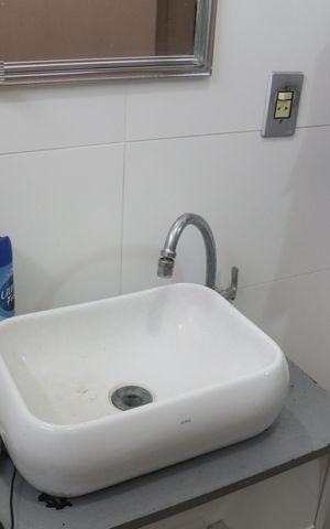 Casa à venda com 170m², 3 quartos e 2 vagasBanheiro 2