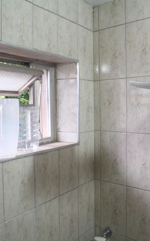 Casa à venda com 170m², 3 quartos e 2 vagasBanheiro 1